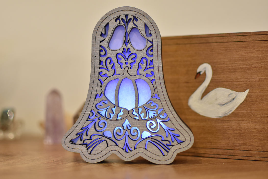 24hrs Limited Edition Lace Inspired Ghosty Paws Lamp